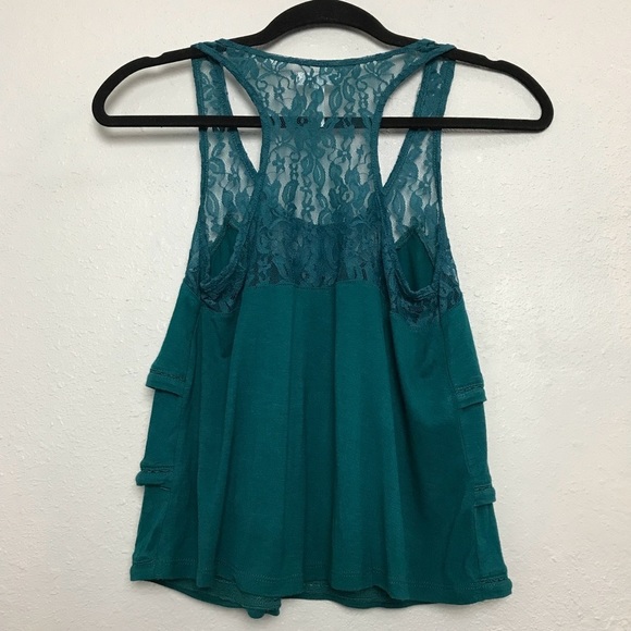 Kirra Green Lace Tiered Ruffle Crop Tank Top Sz Small NEW! - Picture 2 of 5